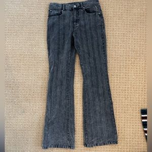 BDG urban outfitters 90’s bootcut Jean size 25. Soft and comfortable. Never worn
